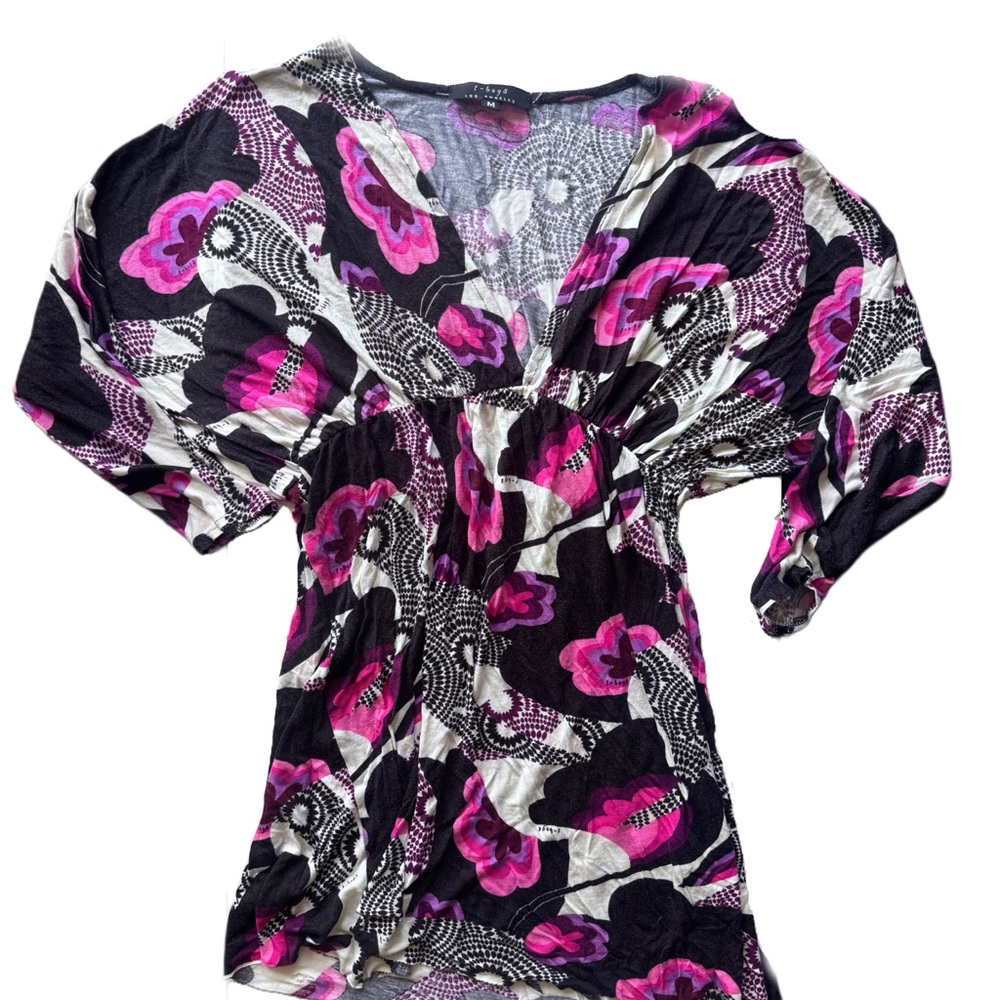 T-Bags Black and White Graphic Flutter Sleeve Blouse